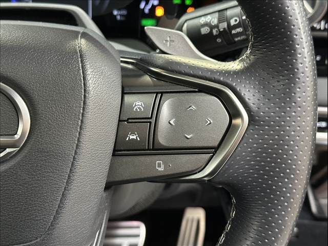 TOYOTA LEXUS RX500H 2023 Image 31