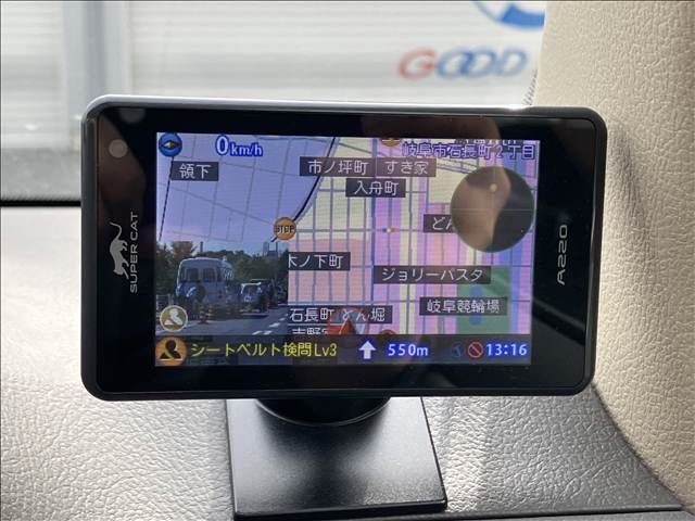 TOYOTA LANDCRUISER PRADO 2018 Image 31