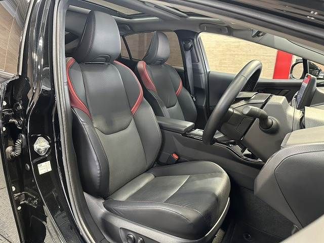 TOYOTA PRIUS 4WD 2023 Image 31