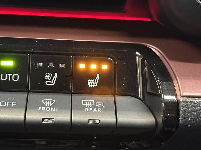 TOYOTA PRIUS 4WD 2023 Image 31