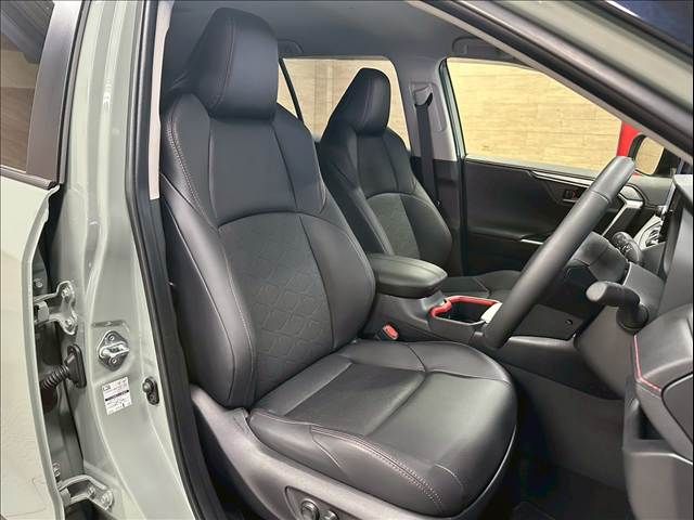 TOYOTA RAV4 HYBRID 4WD 2024 Image 31