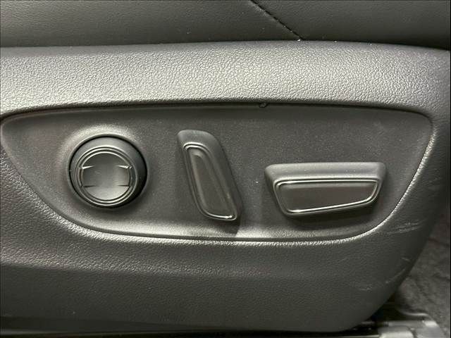 TOYOTA RAV4 HYBRID 4WD 2024 Image 31