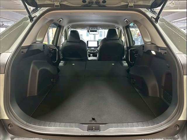 TOYOTA RAV4 HYBRID 4WD 2024 Image 31