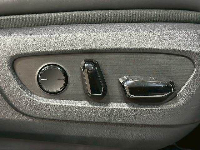 TOYOTA LEXUS RX500H 2023 Image 31