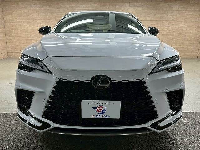 TOYOTA LEXUS RX500H 2023 Image 31