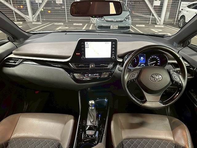 TOYOTA C-HR 2019 Image 31