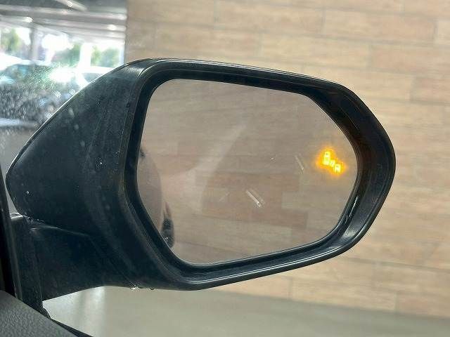 TOYOTA C-HR 2019 Image 31