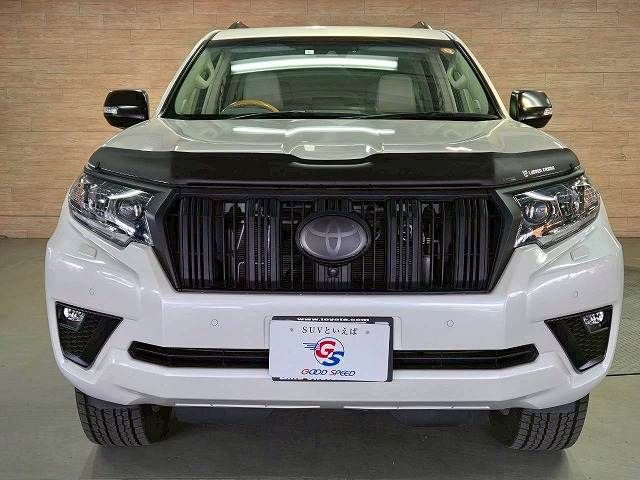 TOYOTA LANDCRUISER PRADO 2023 Image 31