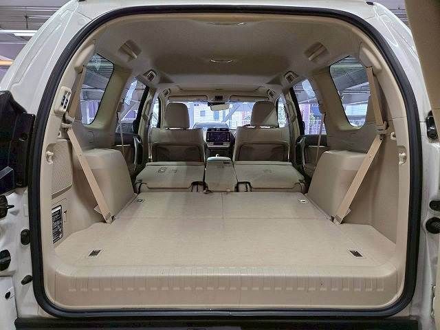 TOYOTA LANDCRUISER PRADO 2023 Image 31