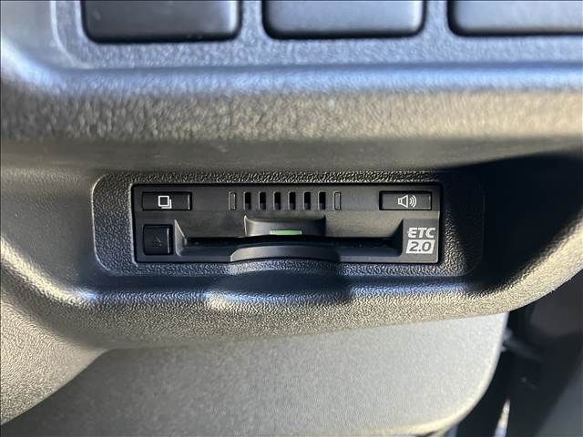 TOYOTA HIACE VAN 2WD 2018 Image 31