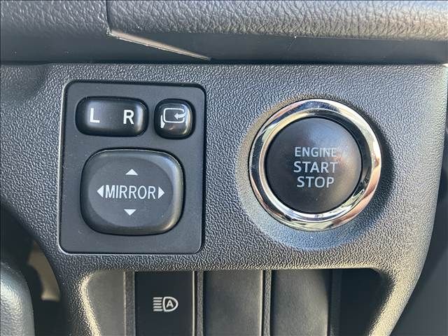 TOYOTA HIACE VAN 2WD 2018 Image 31