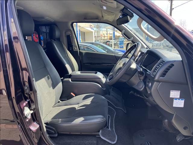 TOYOTA HIACE VAN 2WD 2018 Image 31