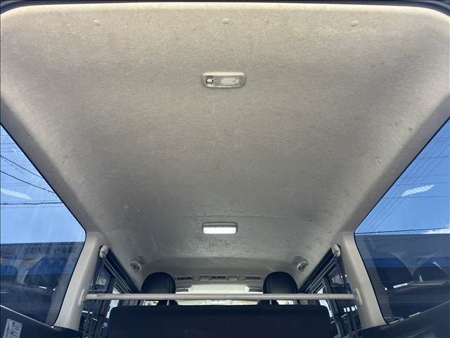 TOYOTA HIACE VAN 2WD 2018 Image 31