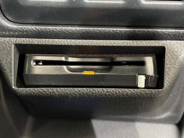 SUBARU FORESTER 2019 Image 31