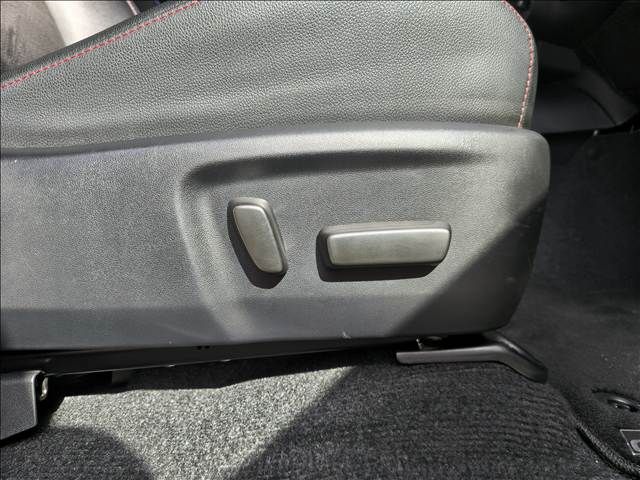 TOYOTA HILUX 4WD 2023 Image 31