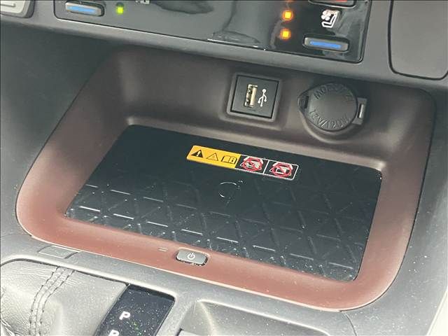 TOYOTA RAV4 HYBRID 4WD 2023 Image 31