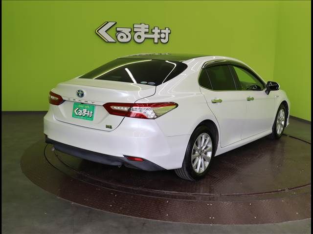 TOYOTA CAMRY HYBRID 2017 Image 31
