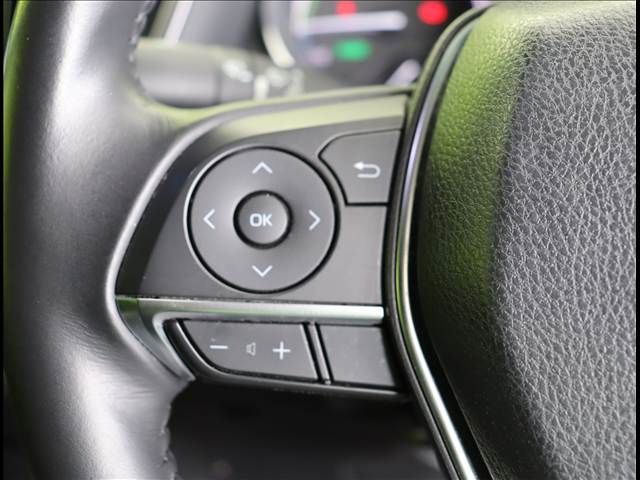 TOYOTA CAMRY HYBRID 2017 Image 31