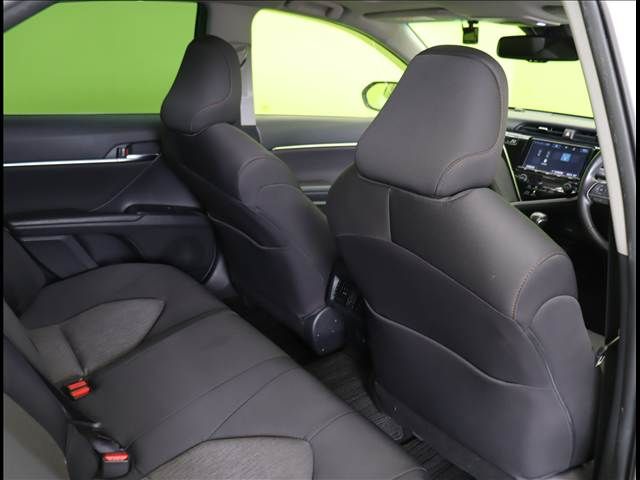 TOYOTA CAMRY HYBRID 2017 Image 31