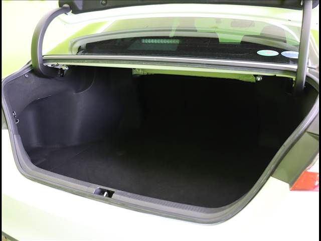 TOYOTA CAMRY HYBRID 2017 Image 31