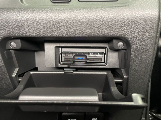 NISSAN SERENA  WG 2018 Image 31