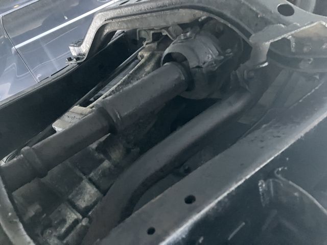 TOYOTA HILUXSURF VAN 4WD 1986 Image 31