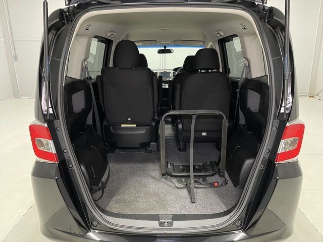 HONDA FREED 2015 Image 31