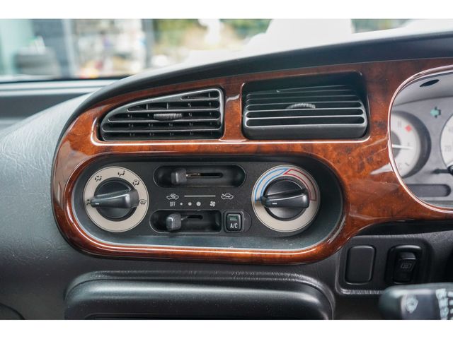 DAIHATSU MIRA GINO 1999 Image 31