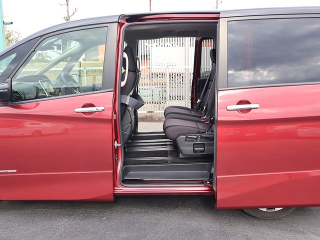 NISSAN SERENA  S-HYBRID 2018 Image 31