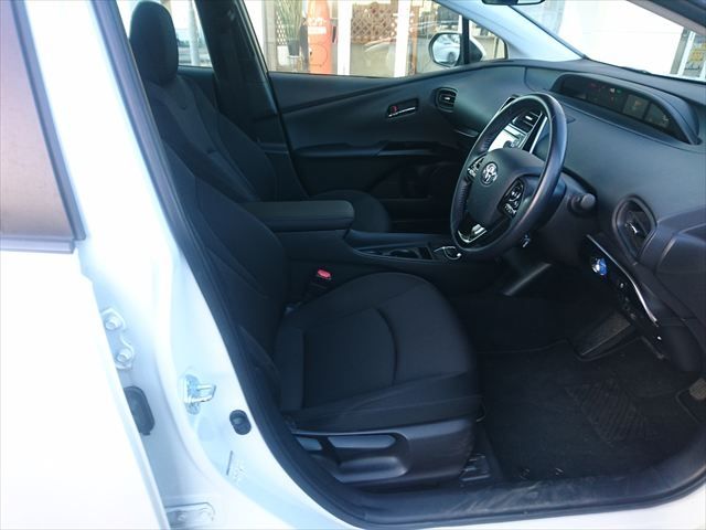 TOYOTA PRIUS 2022 Image 31