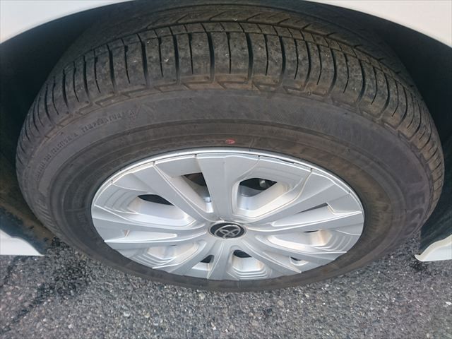 TOYOTA PRIUS 2022 Image 31