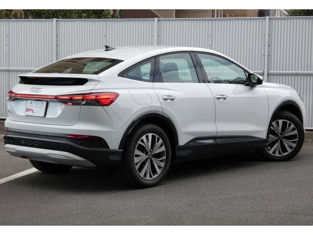 AUDI Q4 E-TRON SPORT 2023 Image 31