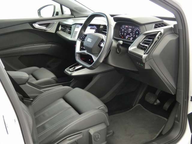 AUDI Q4 E-TRON SPORT 2023 Image 31