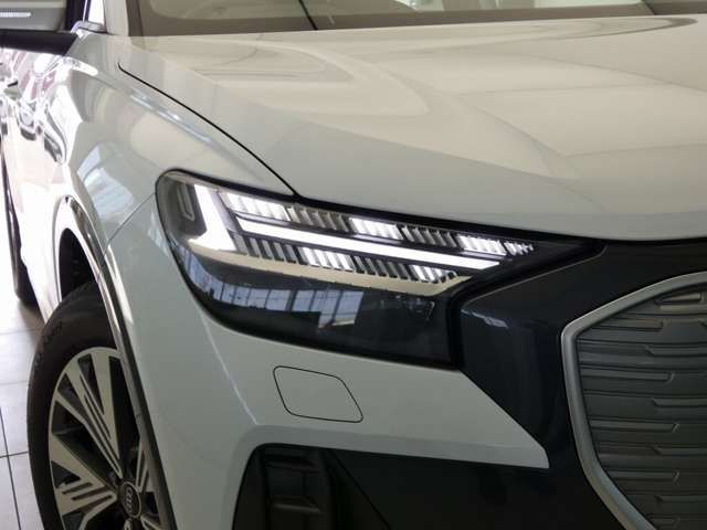 AUDI Q4 E-TRON SPORT 2023 Image 31