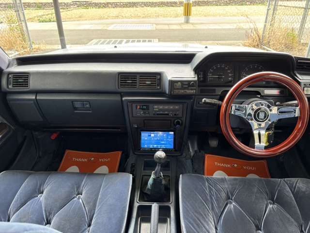 TOYOTA MARK2 SEDAN 1987 Image 31