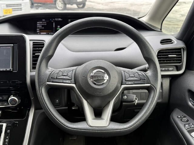 NISSAN SERENA  S-HYBRID 4WD 2016 Image 31