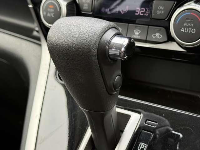 NISSAN SERENA  S-HYBRID 4WD 2016 Image 31