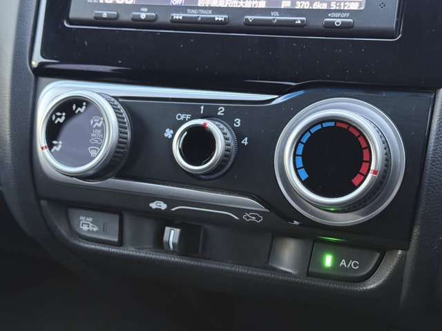 HONDA FIT 4WD 2014 Image 31