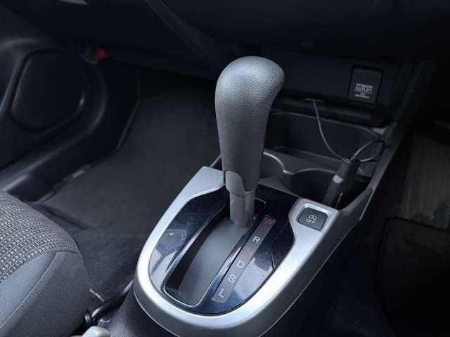 HONDA FIT 4WD 2014 Image 31