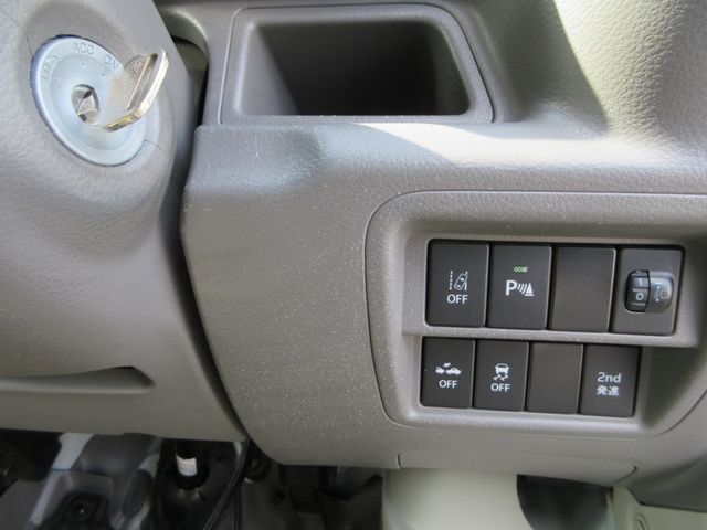 SUZUKI EVERY VAN 4WD 2019 Image 31