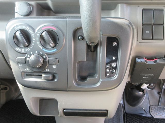 SUZUKI EVERY VAN 4WD 2019 Image 31