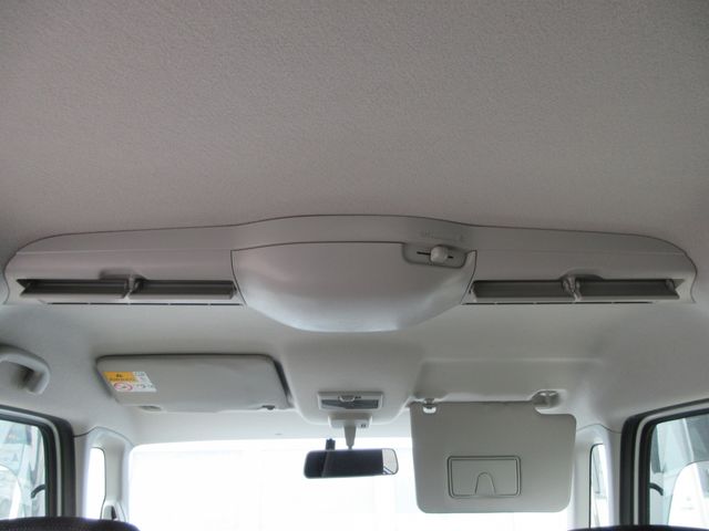 SUZUKI SPACIA 4WD 2018 Image 31