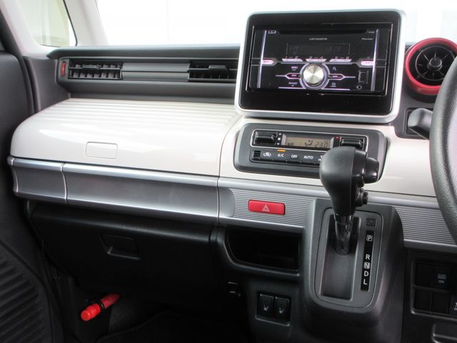 SUZUKI SPACIA 4WD 2018 Image 31