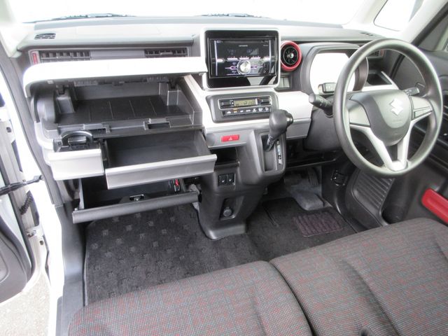 SUZUKI SPACIA 4WD 2018 Image 31