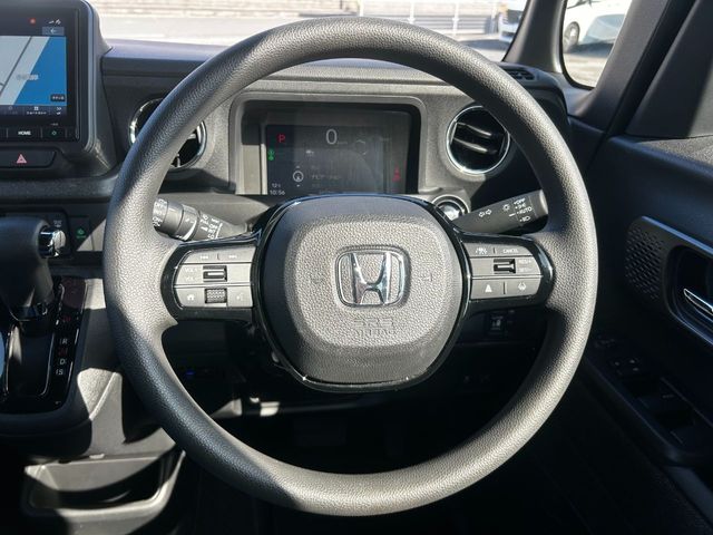 HONDA N BOX CUSTOM 2024 Image 31