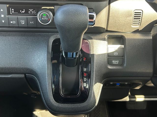 HONDA N BOX CUSTOM 2024 Image 31