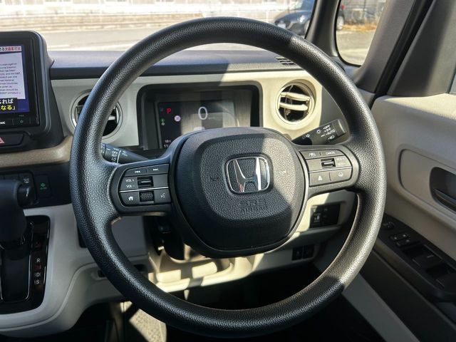 HONDA N BOX 2024 Image 31