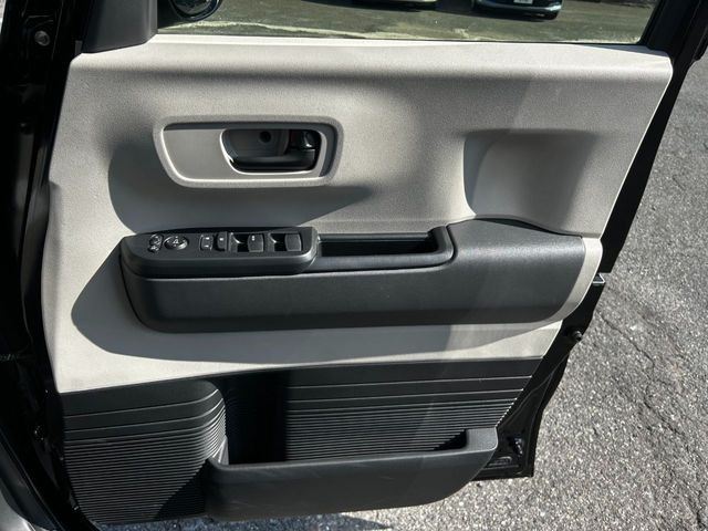 HONDA N BOX 2024 Image 31