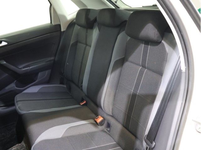 VOLKSWAGEN POLO 2022 Image 31