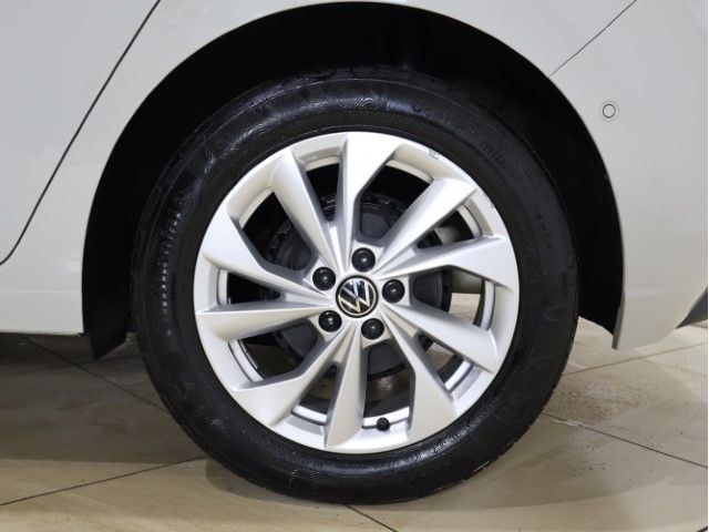 VOLKSWAGEN POLO 2022 Image 31